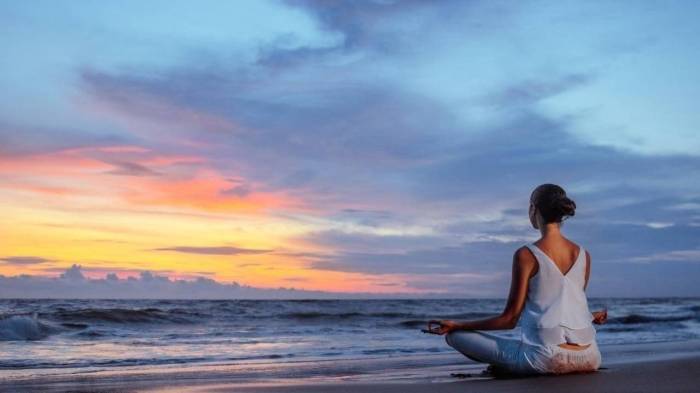 How to Meditate for Manifesting Your Dreams