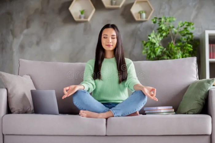 How to Meditate for Creating Focused Awareness and Calm