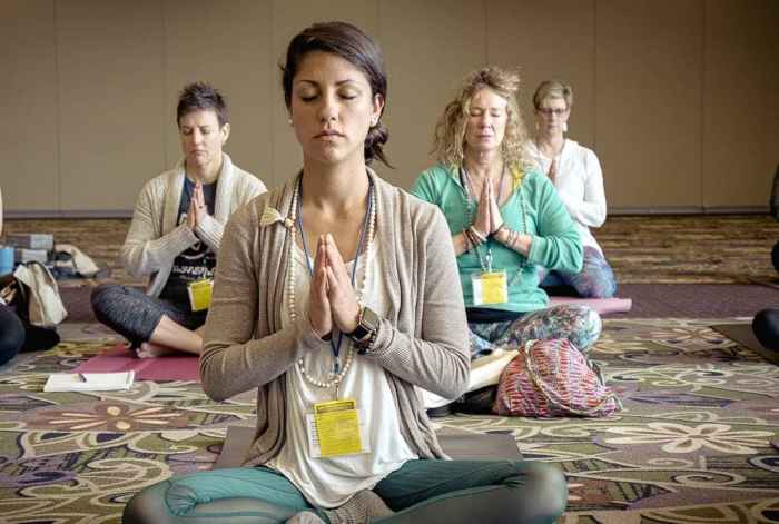 How to Meditate for Unlocking Greater Emotional Awareness and Calm